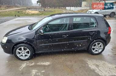 Хэтчбек Volkswagen Golf 2006 в 