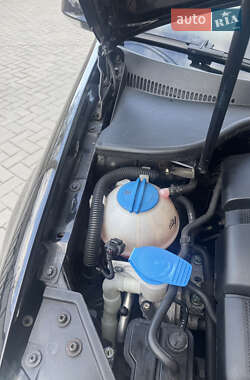 Хэтчбек Volkswagen Golf 2005 в 