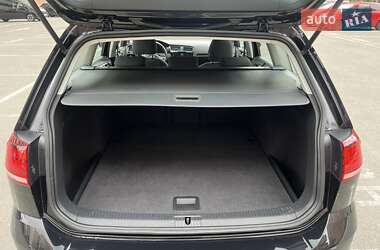 Универсал Volkswagen Golf 2019 в 