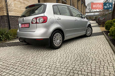 Хетчбек Volkswagen Golf 2007 в 