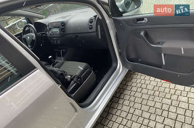 Хетчбек Volkswagen Golf 2007 в 