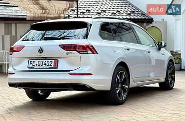 Универсал Volkswagen Golf 2022 в 