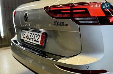 Универсал Volkswagen Golf 2022 в 