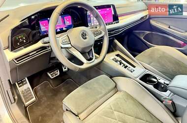 Универсал Volkswagen Golf 2022 в 