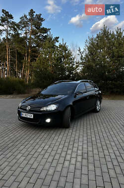 Универсал Volkswagen Golf 2011 в 