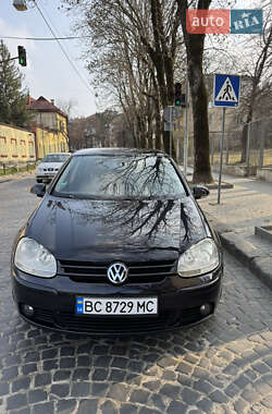 Хетчбек Volkswagen Golf 2007 в 