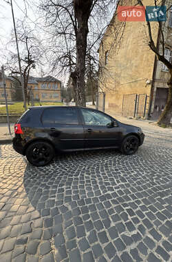 Хетчбек Volkswagen Golf 2007 в 