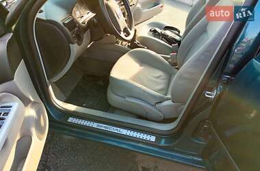 Универсал Volkswagen Golf 2002 в 