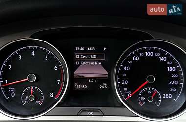 Хэтчбек Volkswagen Golf 2015 в 