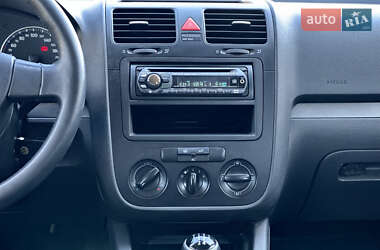 Универсал Volkswagen Golf 2009 в 