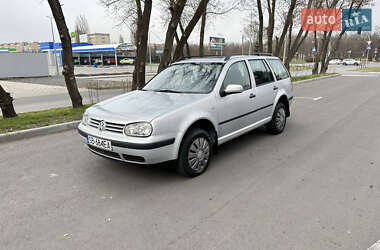 Універсал Volkswagen Golf 2001 в 