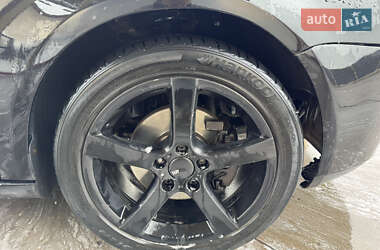 Хетчбек Volkswagen Golf 2003 в 