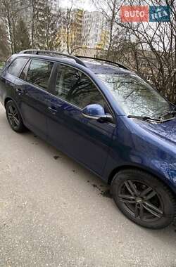 Универсал Volkswagen Golf 2011 в 