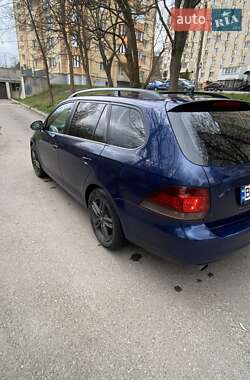 Универсал Volkswagen Golf 2011 в 