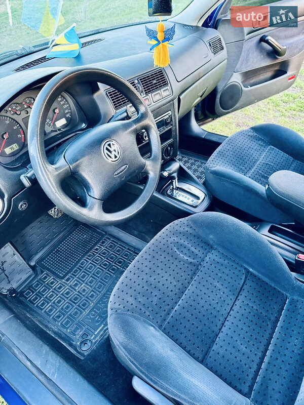 Універсал Volkswagen Golf 1999 в Полтаві