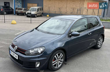 Хэтчбек Volkswagen Golf 2009 в 