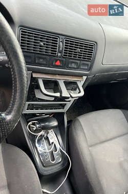Універсал Volkswagen Golf 2003 в 