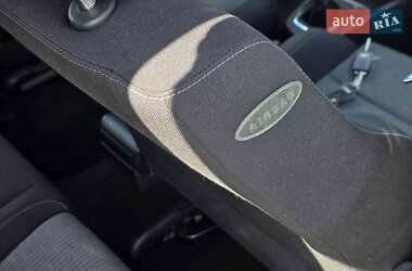 Универсал Volkswagen Golf 2004 в 