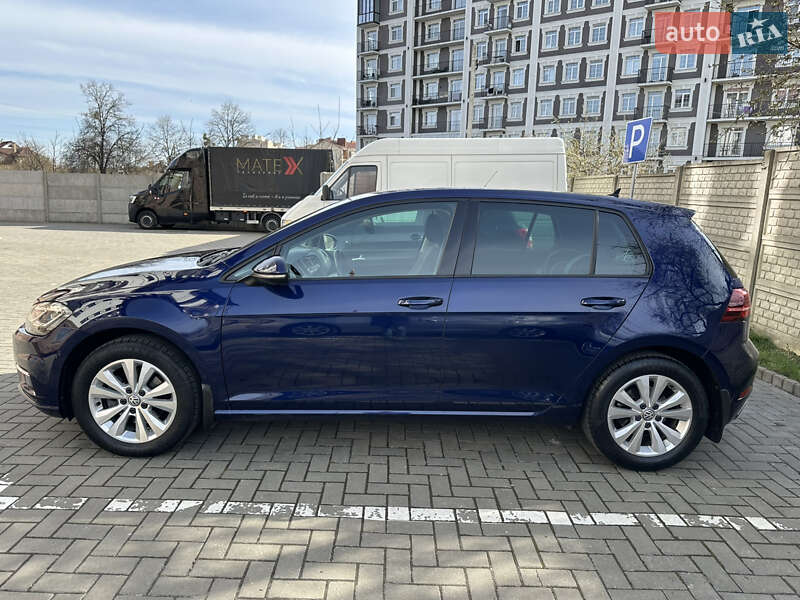 Хетчбек Volkswagen Golf 2019 в Луцьку