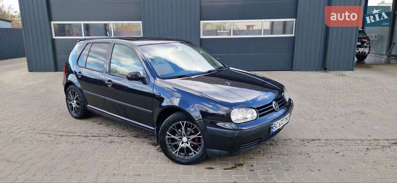 Volkswagen Golf 2001