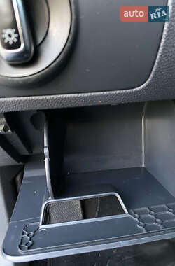 Хэтчбек Volkswagen Golf 2005 в 