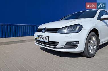 Универсал Volkswagen Golf 2014 в 