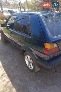 Хетчбек Volkswagen Golf 1988 в 