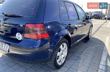 Хэтчбек Volkswagen Golf 2001 в 