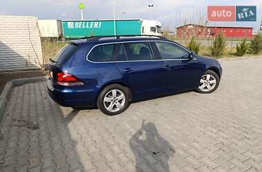 Універсал Volkswagen Golf 2011 в 