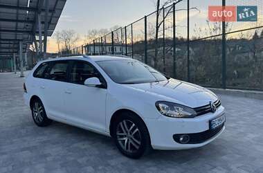 Универсал Volkswagen Golf 2012 в 