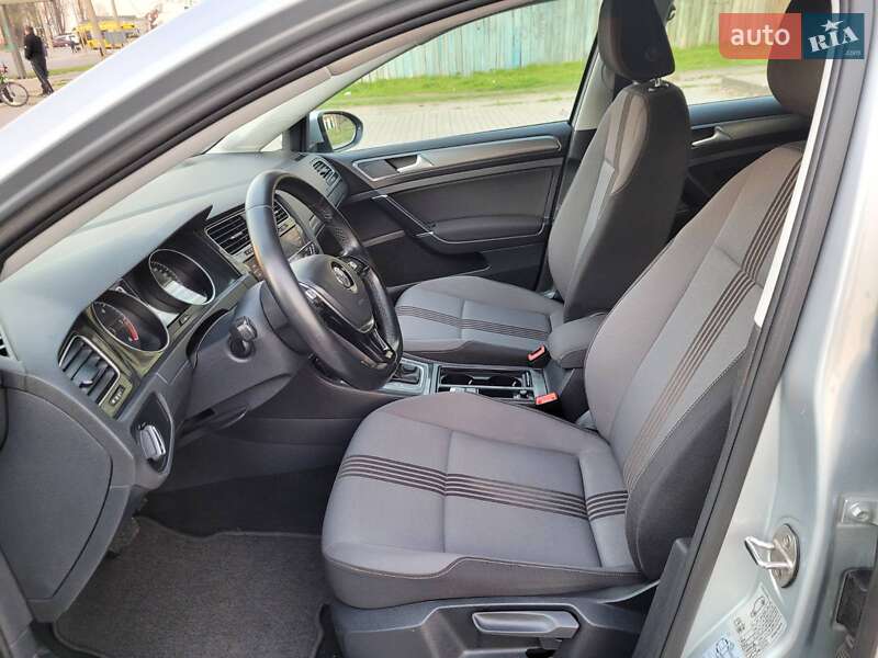 Универсал Volkswagen Golf 2018 в Черкассах