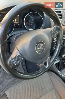 Універсал Volkswagen Golf 2011 в 