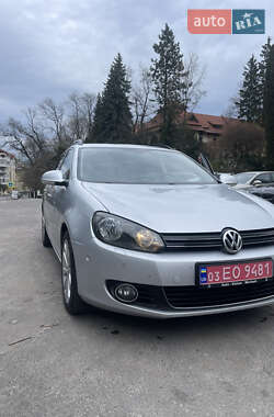 Универсал Volkswagen Golf 2011 в 