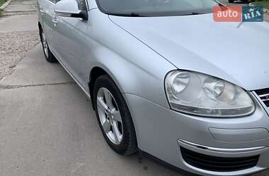 Универсал Volkswagen Golf 2009 в 
