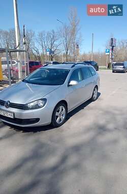 Універсал Volkswagen Golf 2010 в 