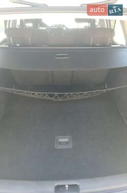 Універсал Volkswagen Golf 2010 в 