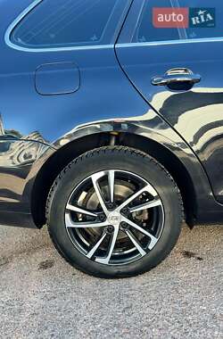 Універсал Volkswagen Golf 2011 в 