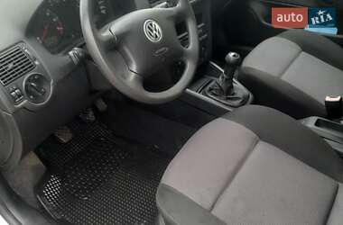 Универсал Volkswagen Golf 2001 в 