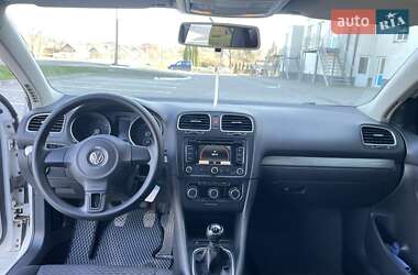 Универсал Volkswagen Golf 2010 в 