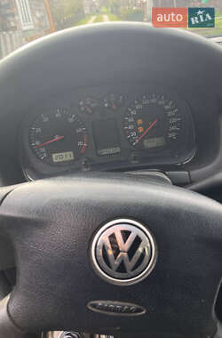 Универсал Volkswagen Golf 2001 в 