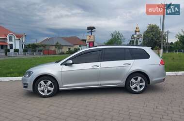 Універсал Volkswagen Golf 2013 в 