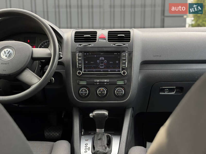 Хэтчбек Volkswagen Golf 2005 в Дрогобыче фото 30 Хэтчбек Volkswagen Golf 2005 в Дрогобыче