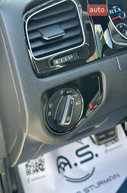 Хэтчбек Volkswagen Golf 2019 в 