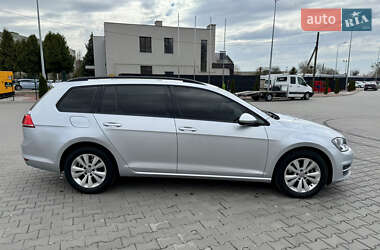 Универсал Volkswagen Golf 2016 в 