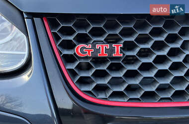 Хэтчбек Volkswagen Golf 2008 в 