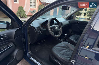 Універсал Volkswagen Golf 2002 в 