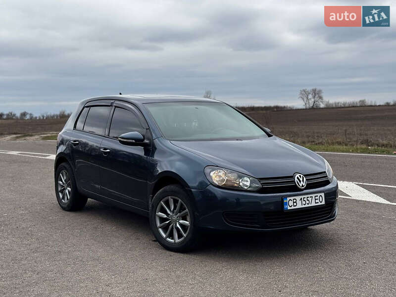 Хэтчбек Volkswagen Golf 2013 в Прилуках