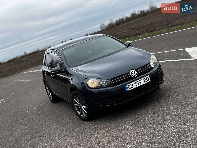 Хэтчбек Volkswagen Golf 2013 в Прилуках
