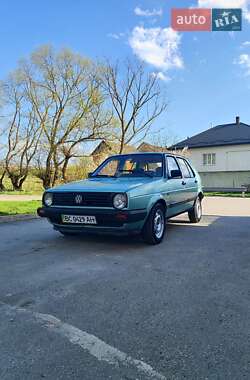 Хэтчбек Volkswagen Golf 1989 в 