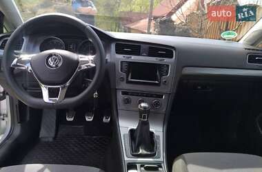 Универсал Volkswagen Golf 2015 в 